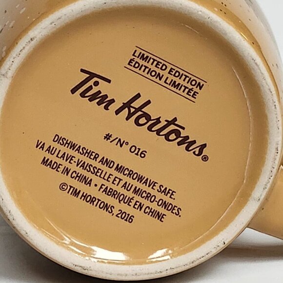 Tim Hortons goose mug 2016 LIMITED EDITION #16 Flying Goose Stoneware Look - Picture 5 of 6